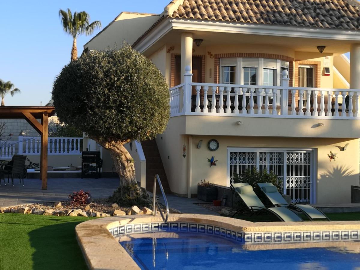 Villa Serene Mountain Views Spacious Garden And Sole Use Of The 10X5M Pool Fortuna Exterior foto